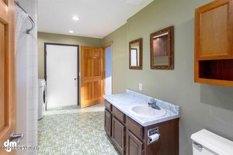 8500 Walker Cir, Anchorage, AK 99502 photo 45