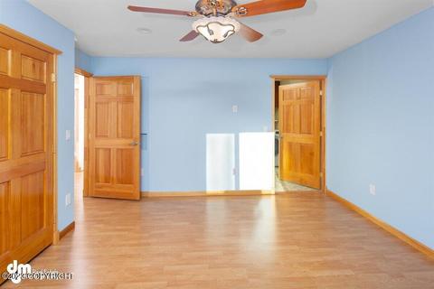 8500 Walker Cir, Anchorage, AK 99502 photo 41