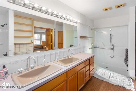 8500 Walker Cir, Anchorage, AK 99502 photo 33