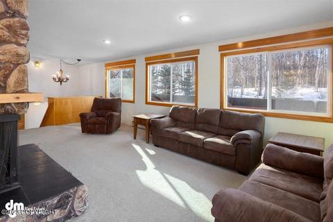 8500 Walker Cir, Anchorage, AK 99502 photo 11