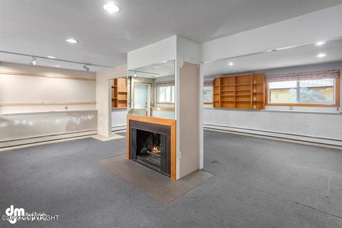8500 Walker Cir, Anchorage, AK 99502 photo 51