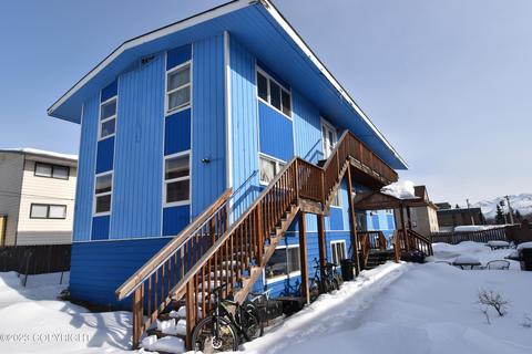 3324 Eide St, Anchorage, AK 99503 photo 2