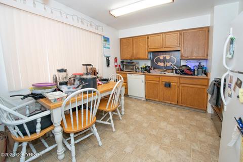 5821 E 6th Ave, Anchorage, AK 99504 photo 25
