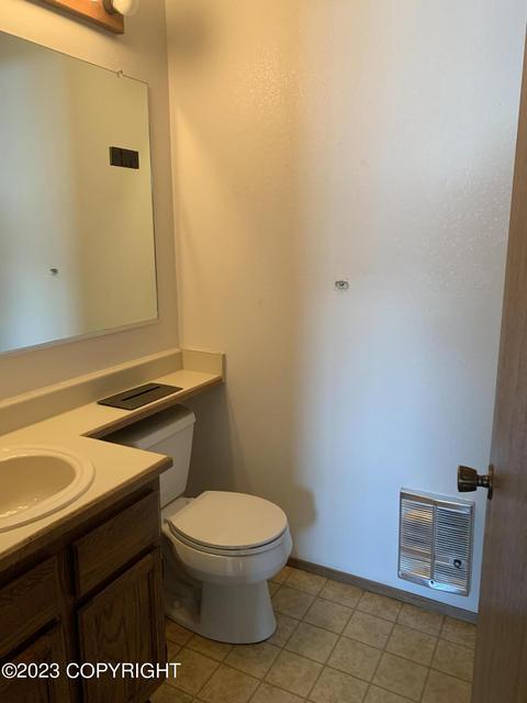 5616 E 40th Ave # C301, Anchorage, AK 99504 photo 16