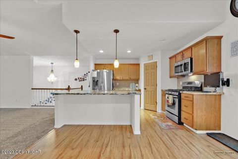 20535 Birch Crest Ln, Eagle River, AK 99577 photo 4