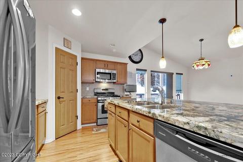 20535 Birch Crest Ln, Eagle River, AK 99577 photo 7