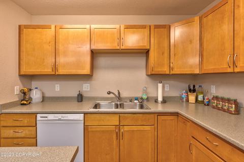 3919 E Turnagain Blvd # 14, Anchorage, AK 99517 photo 7