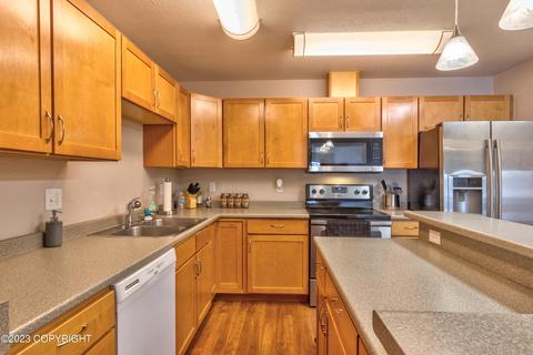3919 E Turnagain Blvd # 14, Anchorage, AK 99517 photo 9