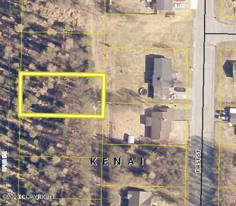 1048 Spur Dr, Kenai, AK 99611