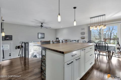 19549 N Montague Loop, Eagle River, AK 99577 photo 8