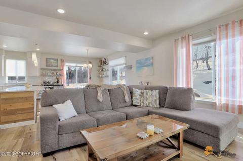 13832 Akers Cir, Eagle River, AK 99577 photo 8