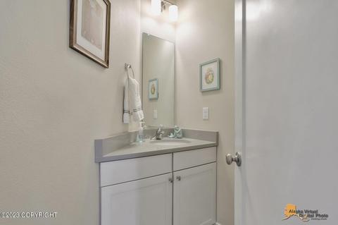 13832 Akers Cir, Eagle River, AK 99577 photo 4