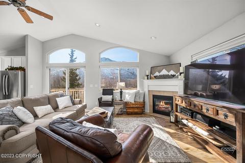 9198 Eagle River Ln, Eagle River, AK 99577 photo 7