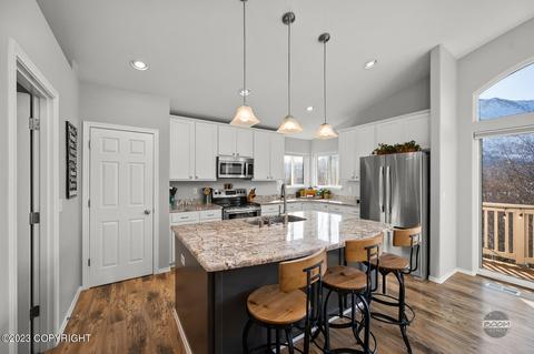 9198 Eagle River Ln, Eagle River, AK 99577 photo 9