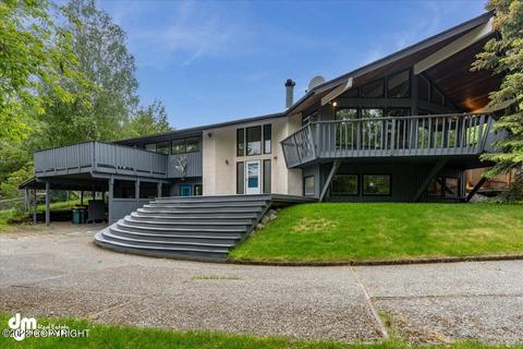 2608 Strawberry Rd, Anchorage, AK 99502