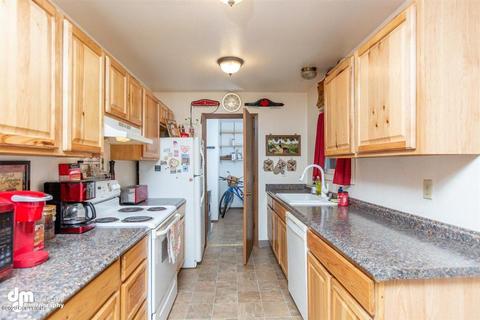 6501 E 10th Ave, Anchorage, AK 99504 photo 16