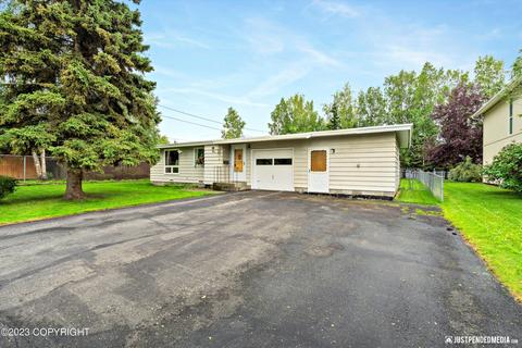 1602 E 41st Ct, Anchorage, AK 99508 photo 2