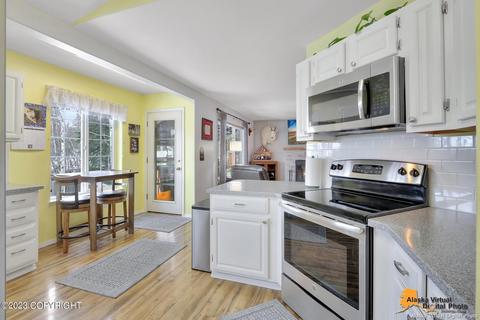 18520 Gibens Cir, Eagle River, AK 99577 photo 12