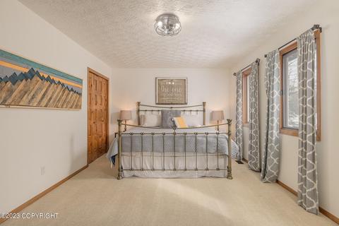 9825 Saaya Cir, Eagle River, AK 99577 photo 12