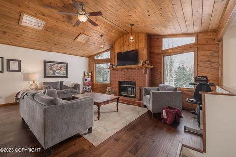 9825 Saaya Cir, Eagle River, AK 99577 photo 2