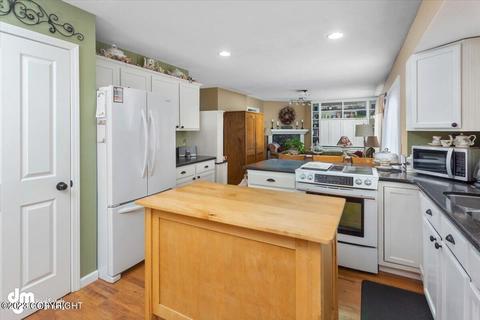 2332 Casey Cusack Loop, Anchorage, AK 99515 photo 15