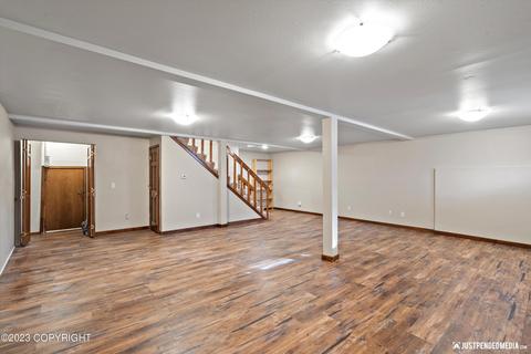 4101 Raspberry Rd, Anchorage, AK 99502 photo 31