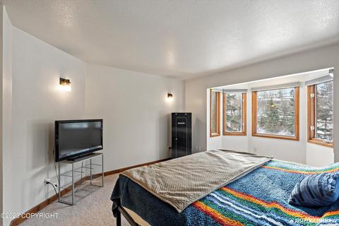 4101 Raspberry Rd, Anchorage, AK 99502 photo 19