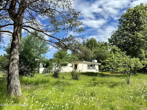 1209 W 46th Ave, Anchorage, AK 99503