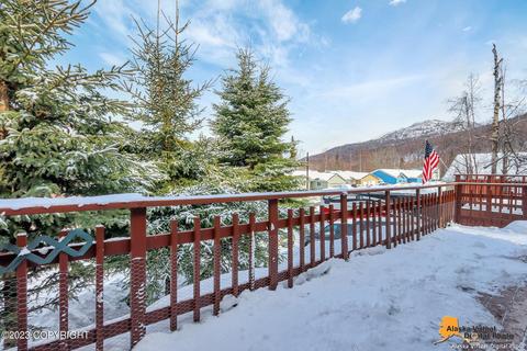 17342 S Juanita Loop, Eagle River, AK 99577 photo 4