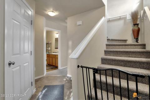 2011 Lore Rd, Anchorage, AK 99507 photo 4