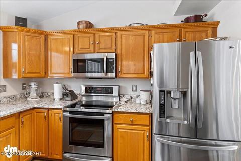 8801 Plunge Creek Cir, Eagle River, AK 99577 photo 10