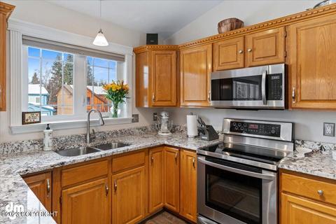 8801 Plunge Creek Cir, Eagle River, AK 99577 photo 9