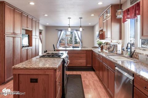 9912 Amchitka Cir, Eagle River, AK 99577 photo 15