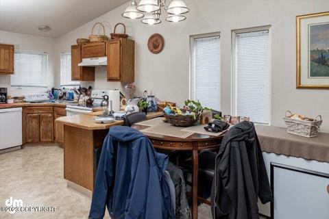 500 Bitterroot Cir, Anchorage, AK 99504 photo 23
