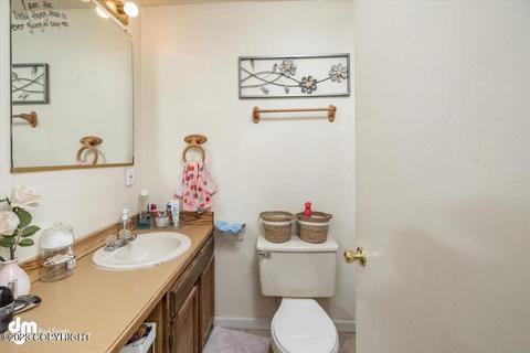500 Bitterroot Cir, Anchorage, AK 99504 photo 18