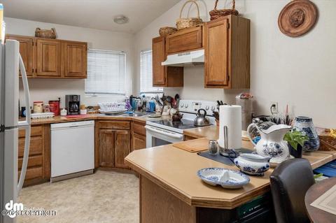 500 Bitterroot Cir, Anchorage, AK 99504 photo 24