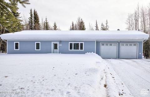 3208 Nate Cir, North Pole, AK 99705