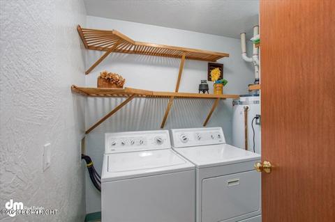 8101 Evans Cir, Anchorage, AK 99507 photo 25