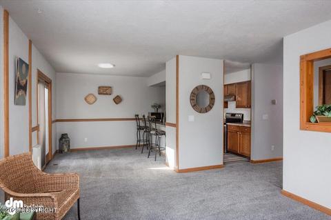 8101 Evans Cir, Anchorage, AK 99507 photo 5