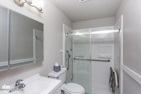 8101 Evans Cir, Anchorage, AK 99507 photo 21
