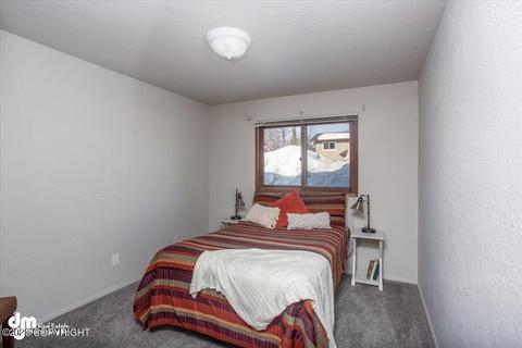 8101 Evans Cir, Anchorage, AK 99507 photo 15
