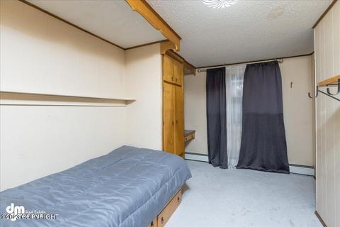 730 E 72nd Ave, Anchorage, AK 99518 photo 18