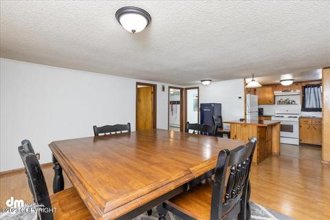 730 E 72nd Ave, Anchorage, AK 99518 photo 10