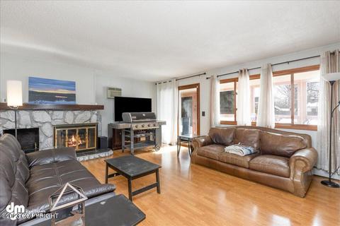 730 E 72nd Ave, Anchorage, AK 99518 photo 4