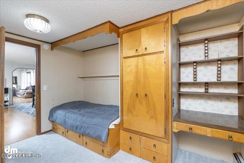 730 E 72nd Ave, Anchorage, AK 99518 photo 19