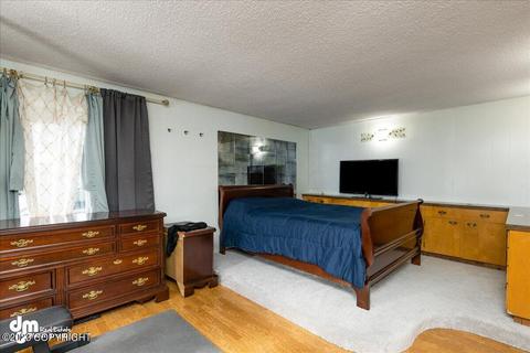 730 E 72nd Ave, Anchorage, AK 99518 photo 12