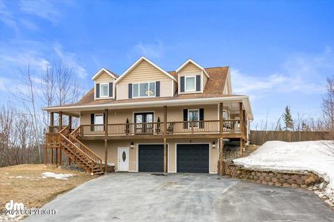 1421 N Landmark Dr, Palmer, AK 99645