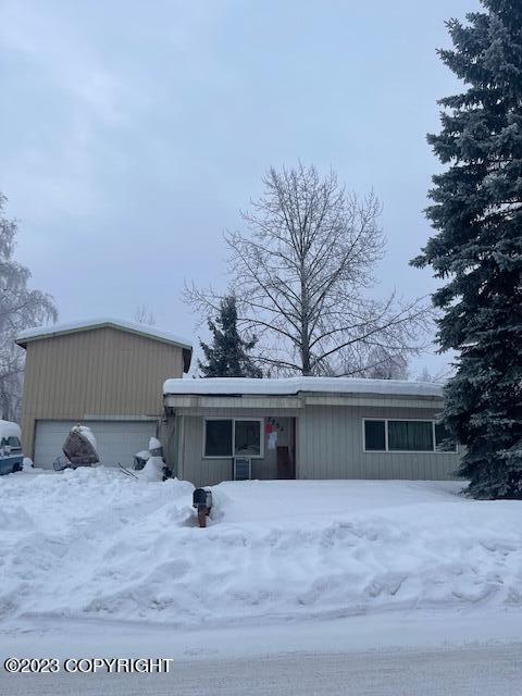 7752 Dover Ave, Anchorage, AK 99504 photo 2