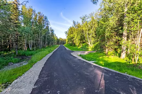 10303 E Olivewood Dr, Palmer, AK 99645