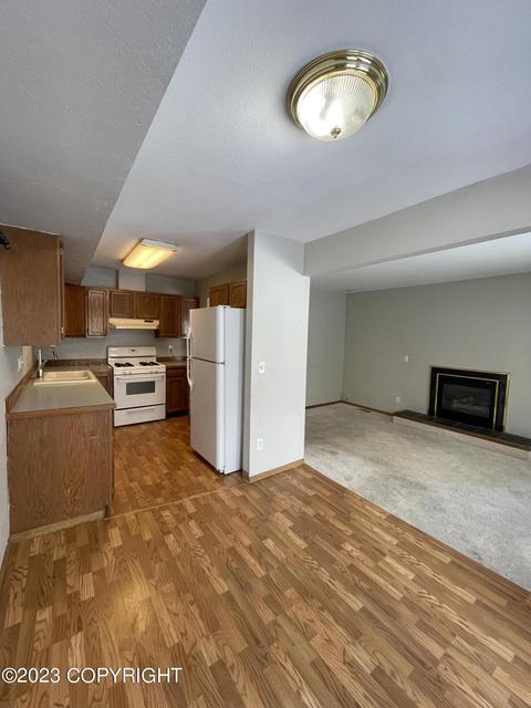 16931 Riddell St, Eagle River, AK 99577 photo 6